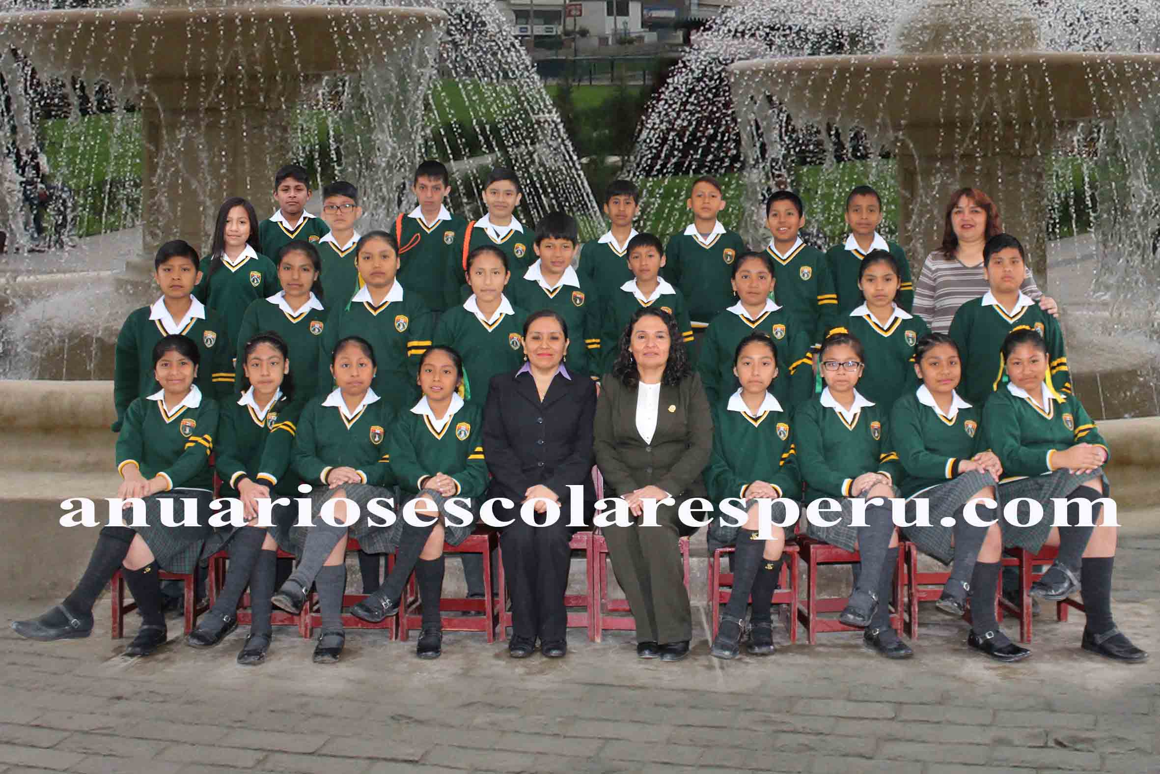 Foto Grupal Promoción Primaria Colegio Pezet